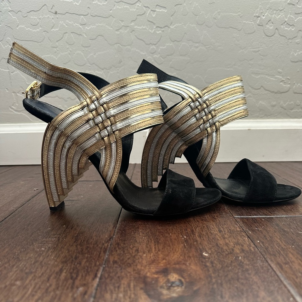 Salvatore Ferragamo Heels Lenny 8.5B